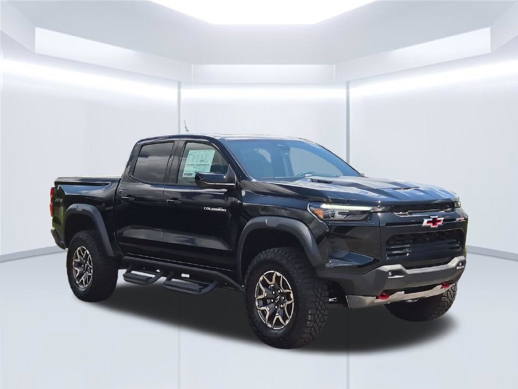 2026 Chevrolet Colorado ZR2 - Photo 9