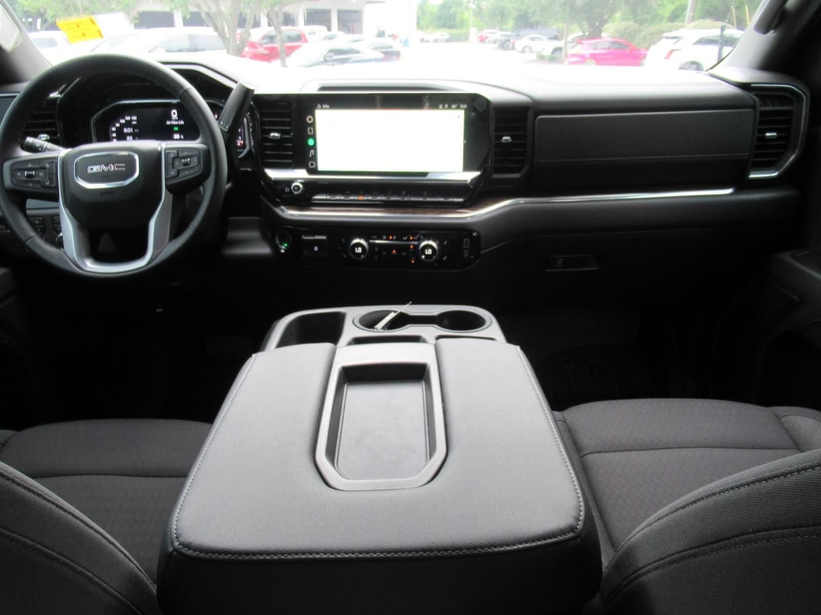 Used 2024 Summit White GMC Elevation image 11