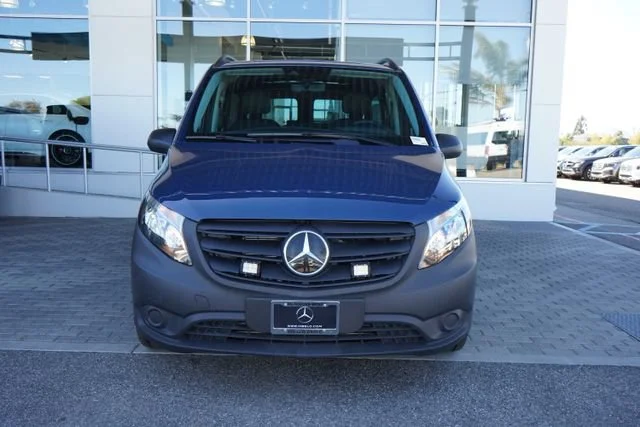 Used 2023  Mercedes-Benz 447 (VS20) image 8