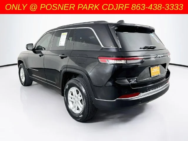 Used 2023 Black Jeep Laredo image 5