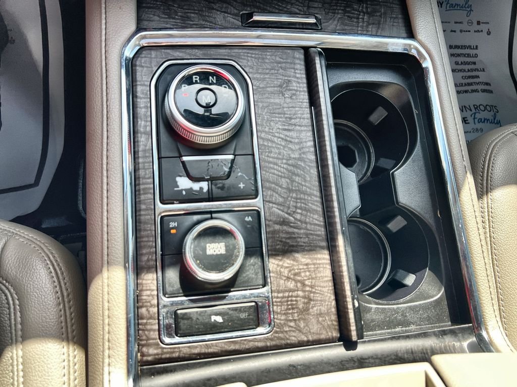 Used 2020 White Ford Limited image 20