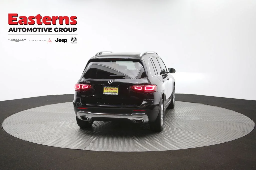 Used 2021 Black Mercedes-Benz GLB 250 image 65