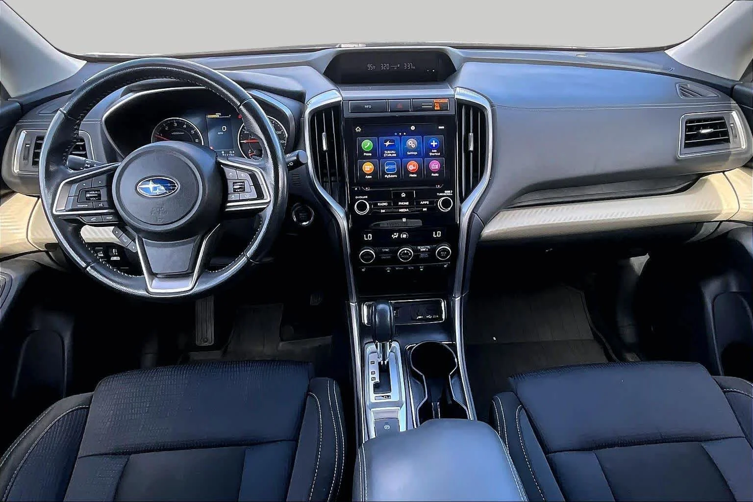 Used 2022 Ice Silver Metallic Subaru Premium image 16