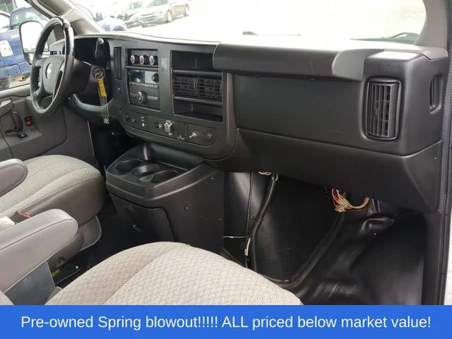 Used 2016 White Chevrolet Work Van image 40