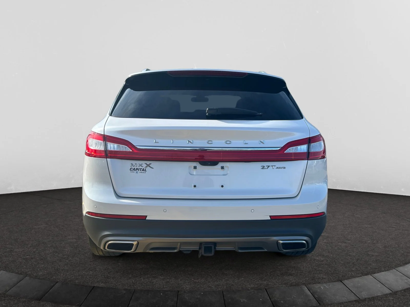 Used 2018 WHITE Lincoln RESERVE AWD image 4