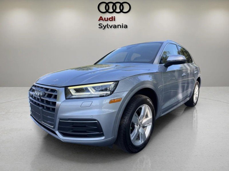 Used 2018 Florett Silver Metallic Audi Premium Plus image 3