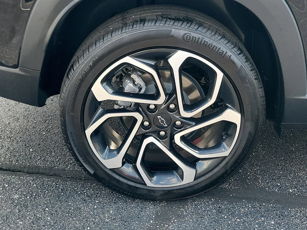 2025 Chevrolet Trax RS, photo 5 of 12