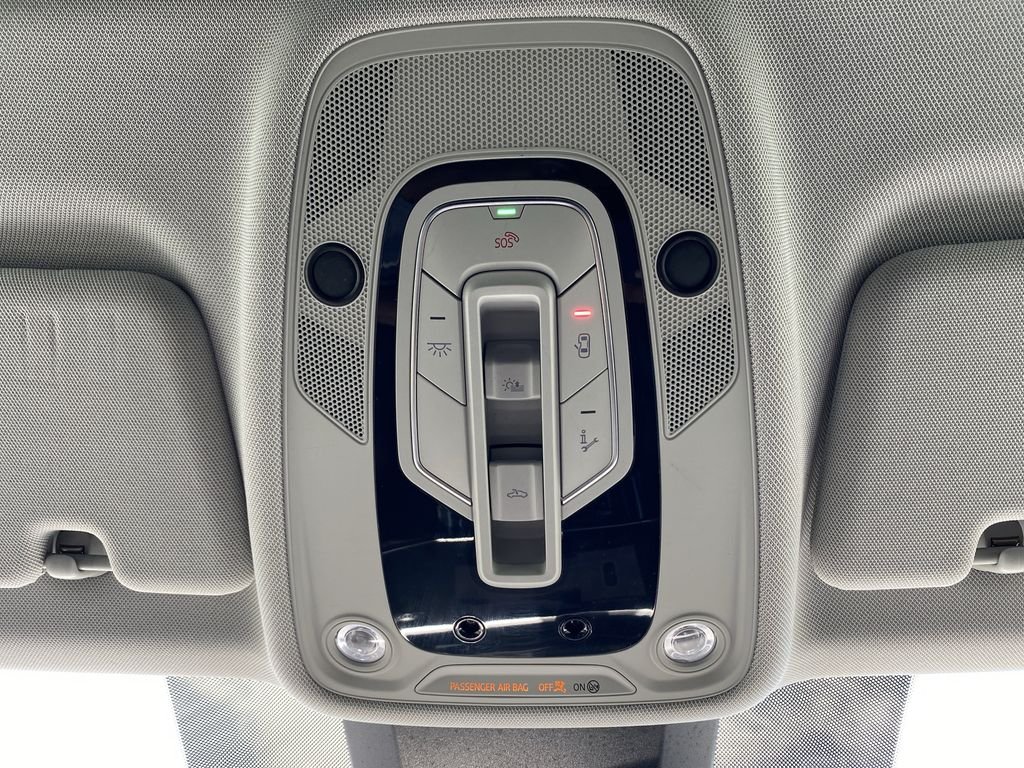 Used 2023 Glacier White Audi 55 Prestige image 31