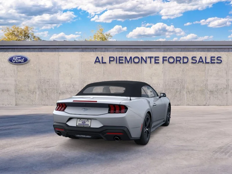 2025 Ford Mustang EcoBoost Convertible - Photo 8