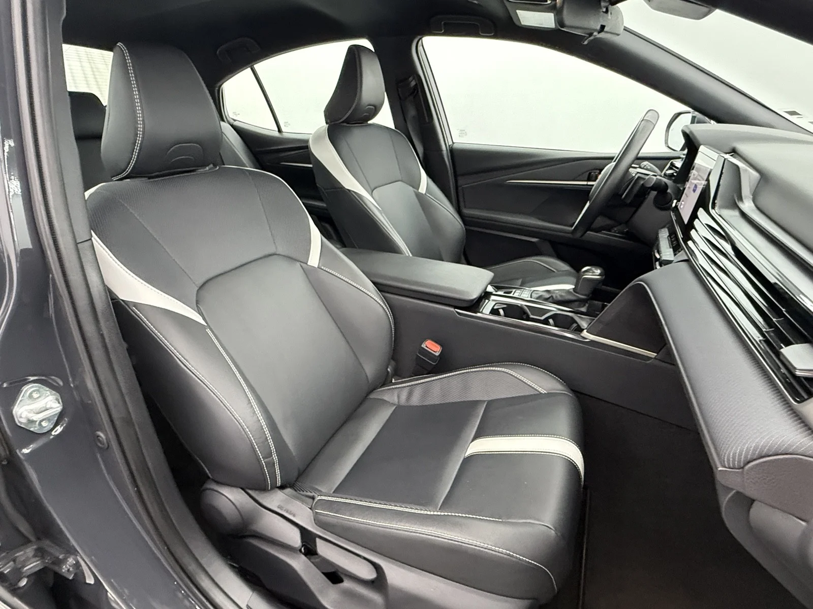 Used 2025 Underground Toyota SE image 36