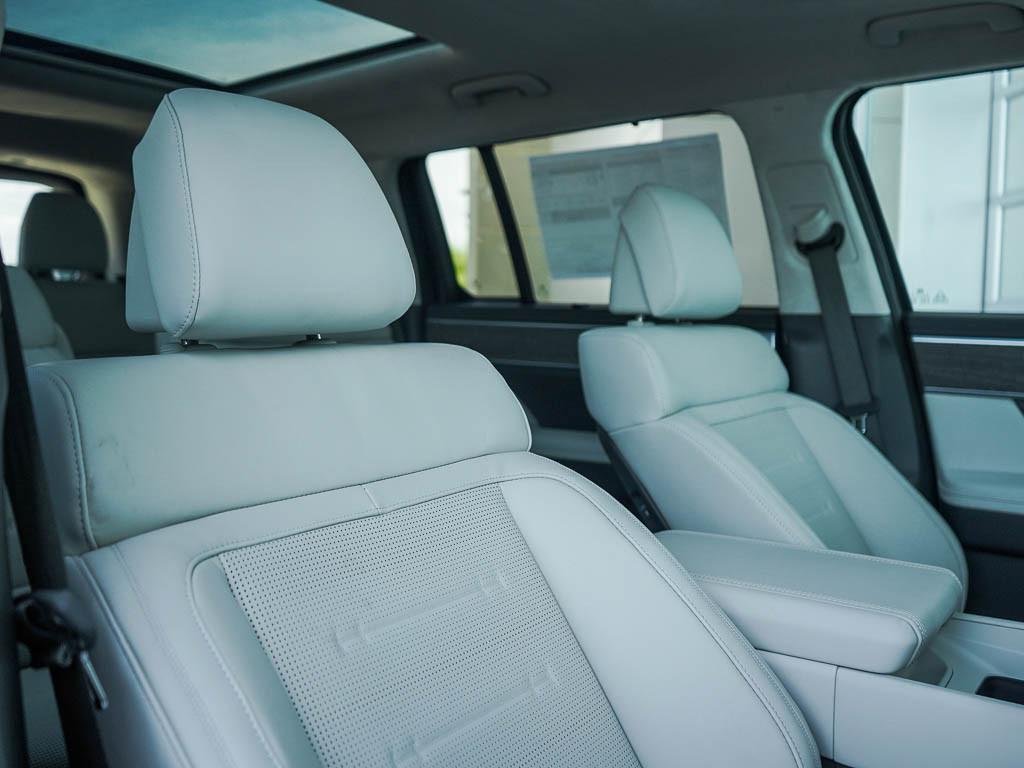 New 2026 Rockwood Green Hyundai Calligraphy AWD image 38