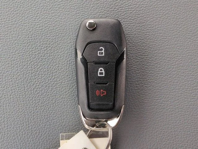 New 2026 Oxford White Ford XL image 27