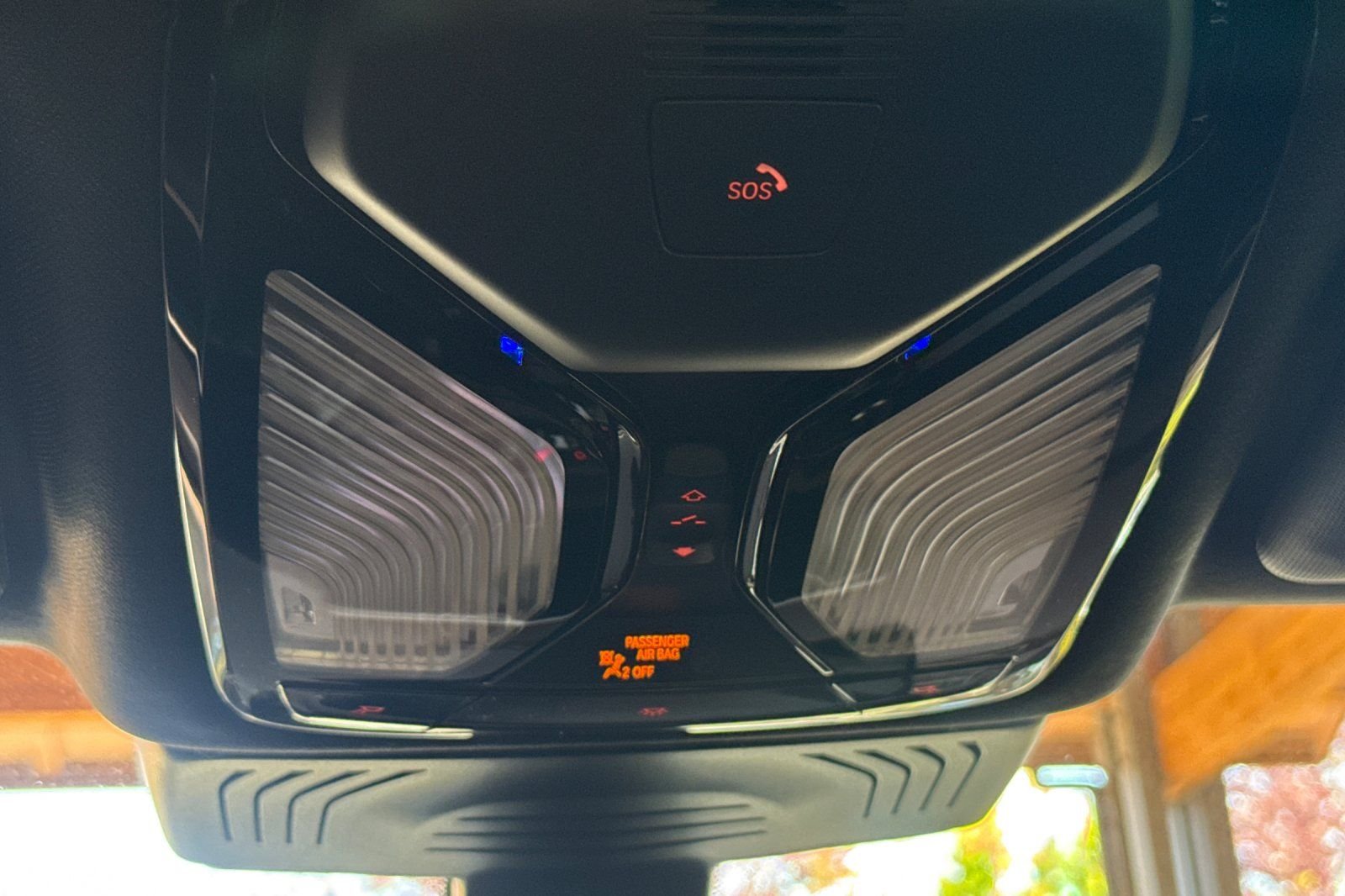 Used 2025 White BMW xDrive30i image 24