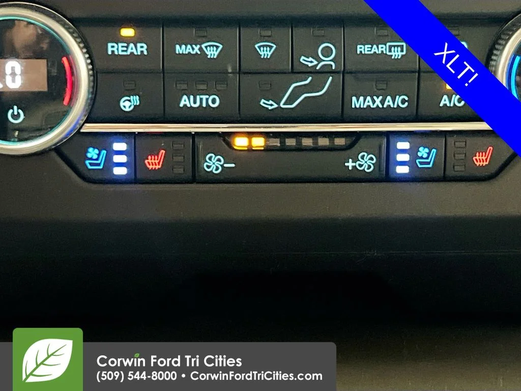 Used 2020 Oxford White Ford XLT image 25