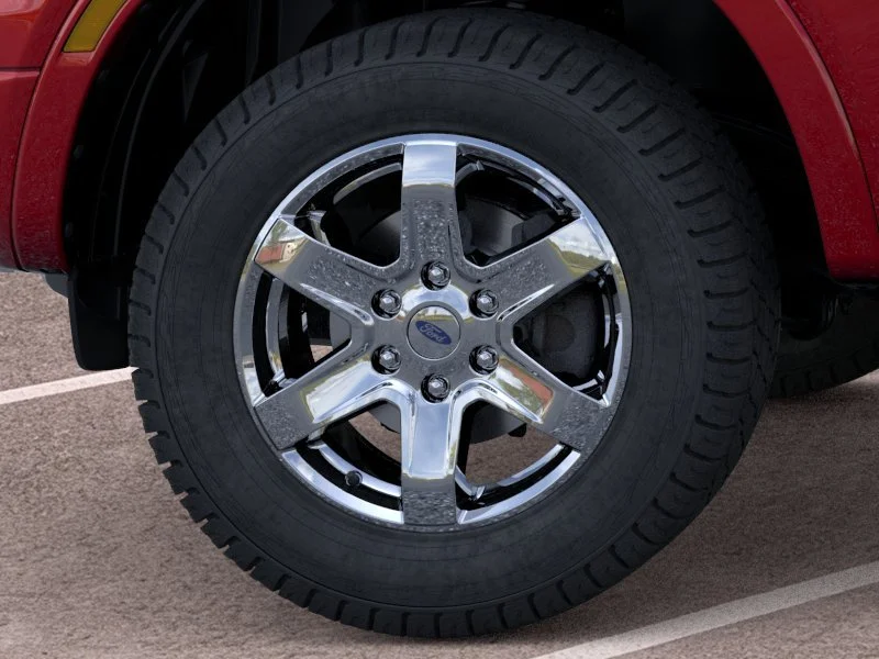 New 2025 Ruby Red Metallic Tinted Clearcoat Ford XLT image 19