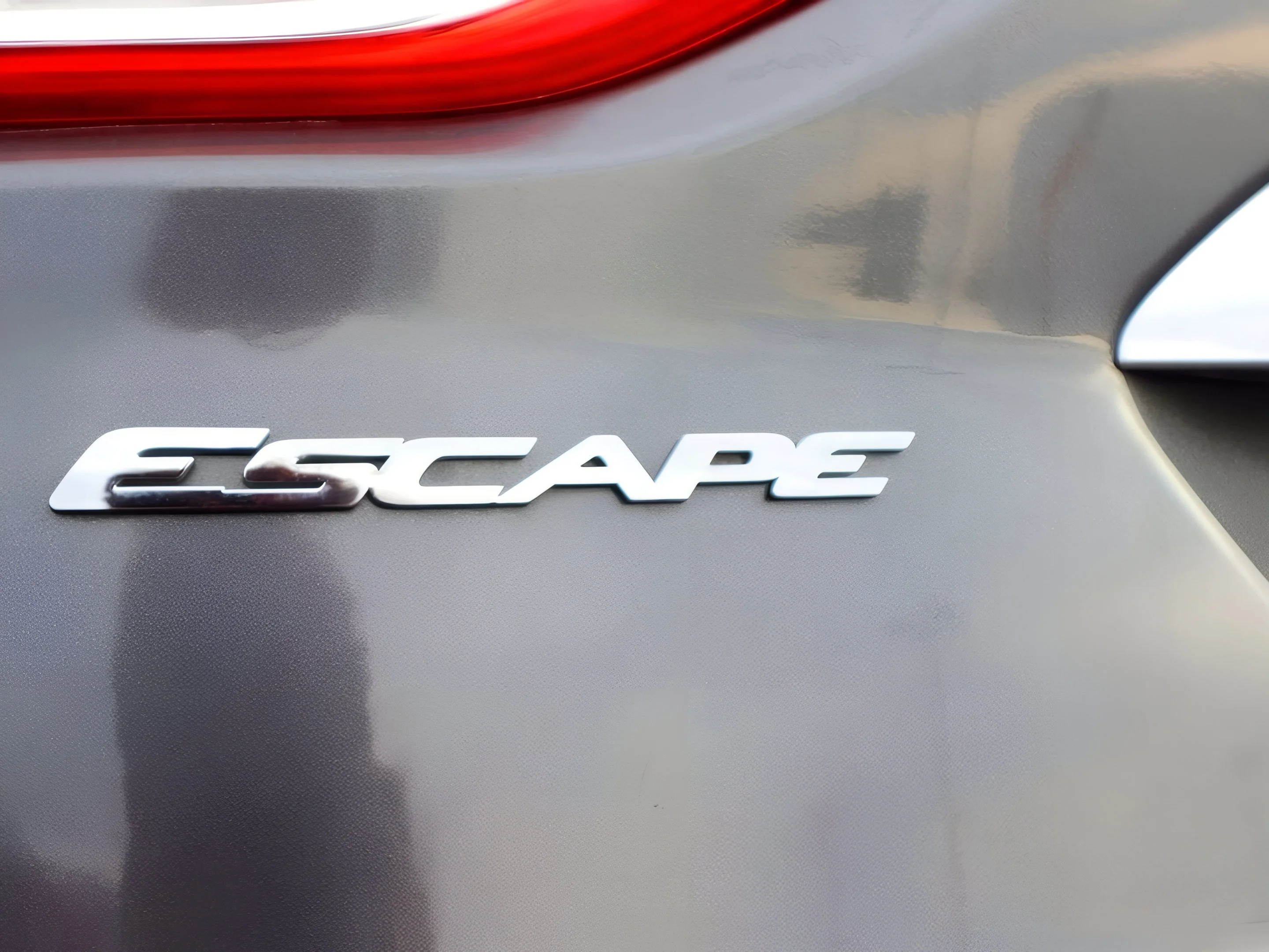2024 Ford Escape Platinum - Photo 34