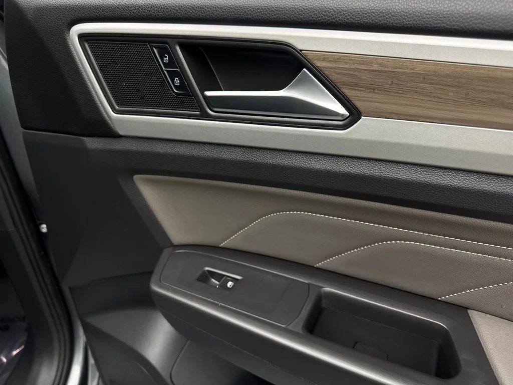 2023 Volkswagen Atlas SEL - Photo 54