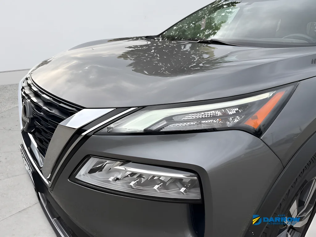Used 2023 Gray Nissan SL image 26