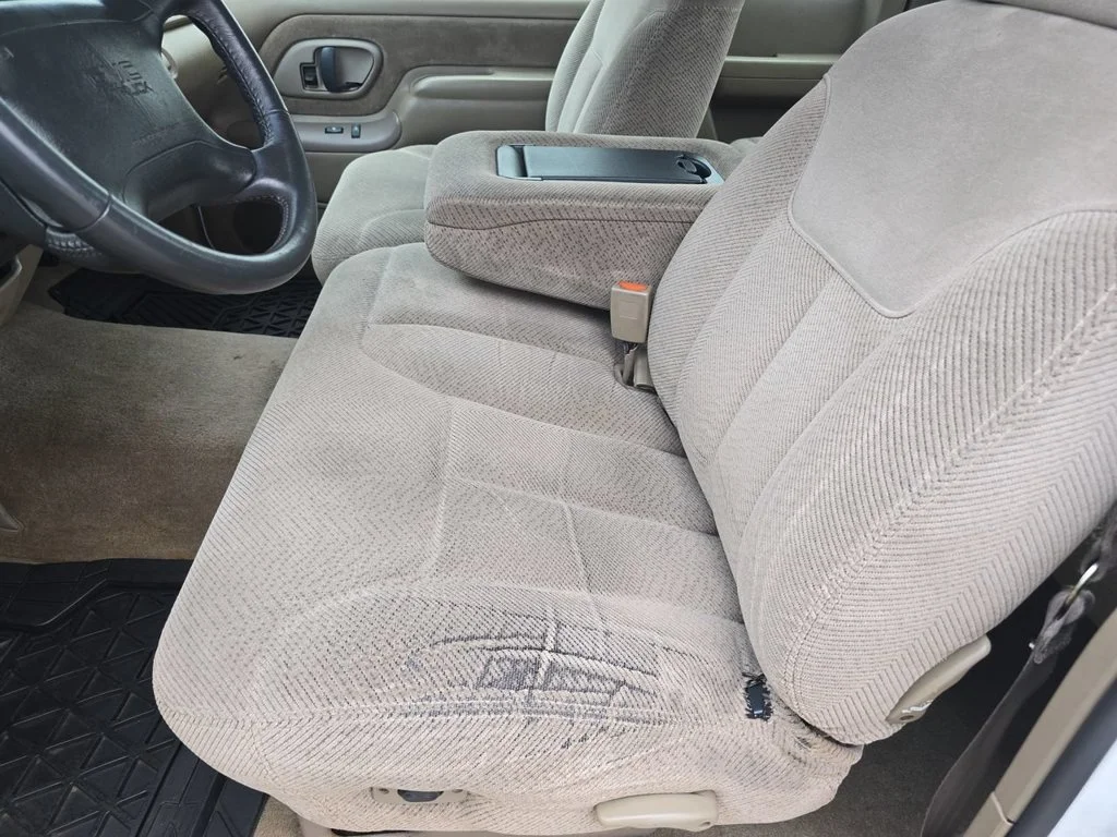 Used 1996  GMC SL image 20