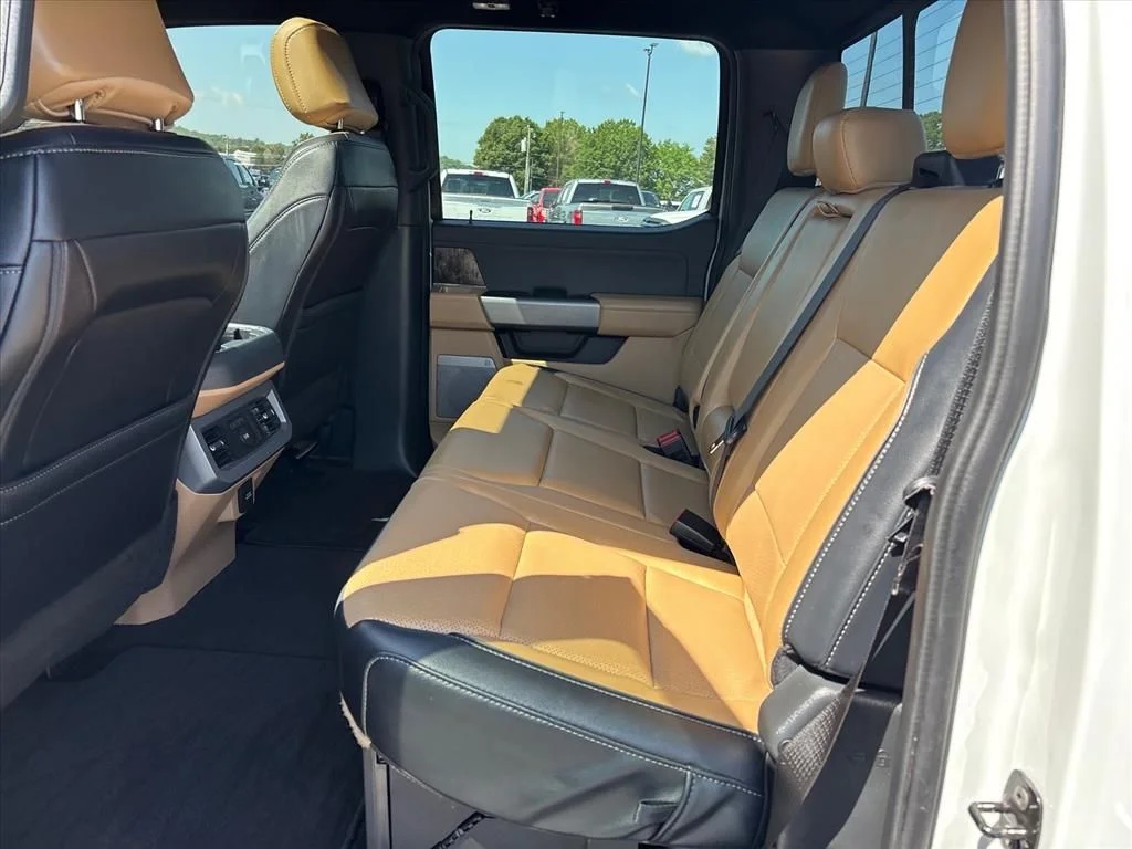 Used 2025 White Ford Lariat image 15