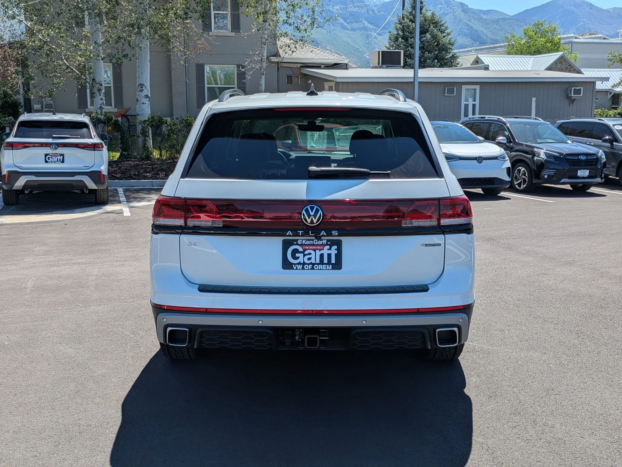 New 2026 Opal White Pearl Volkswagen 2.0T Peak Edition image 4