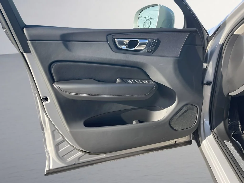 Used 2023 Gray Volvo Core image 9