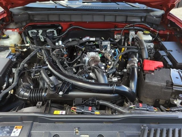 Used 2022 Red Ford Wildtrak image 25