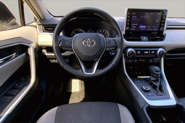 Certified Used 2022 ICE CAP Toyota  image 6