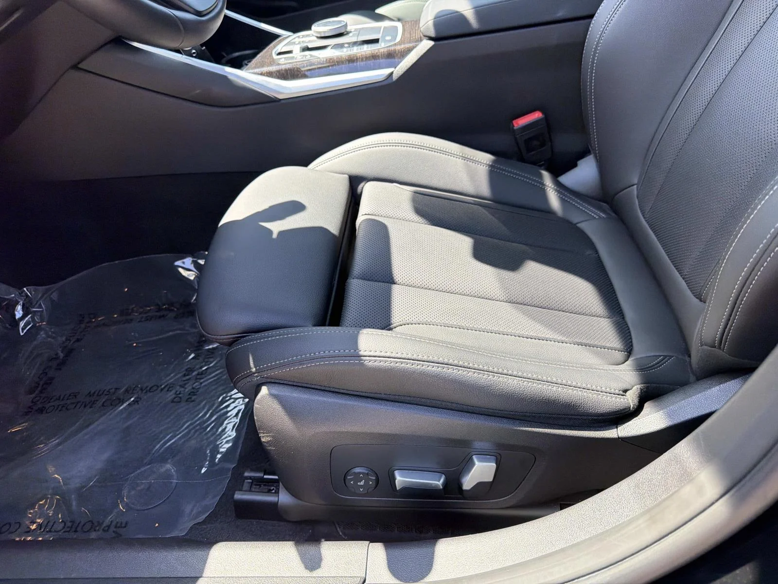 Certified Used 2023 Black Sapphire Metallic BMW 330i Sedan image 9