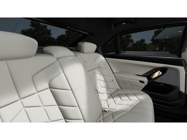 New 2027 Black Sapphire Metallic BMW 740 image 12