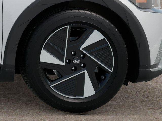 New 2026 White Hyundai SEL image 8