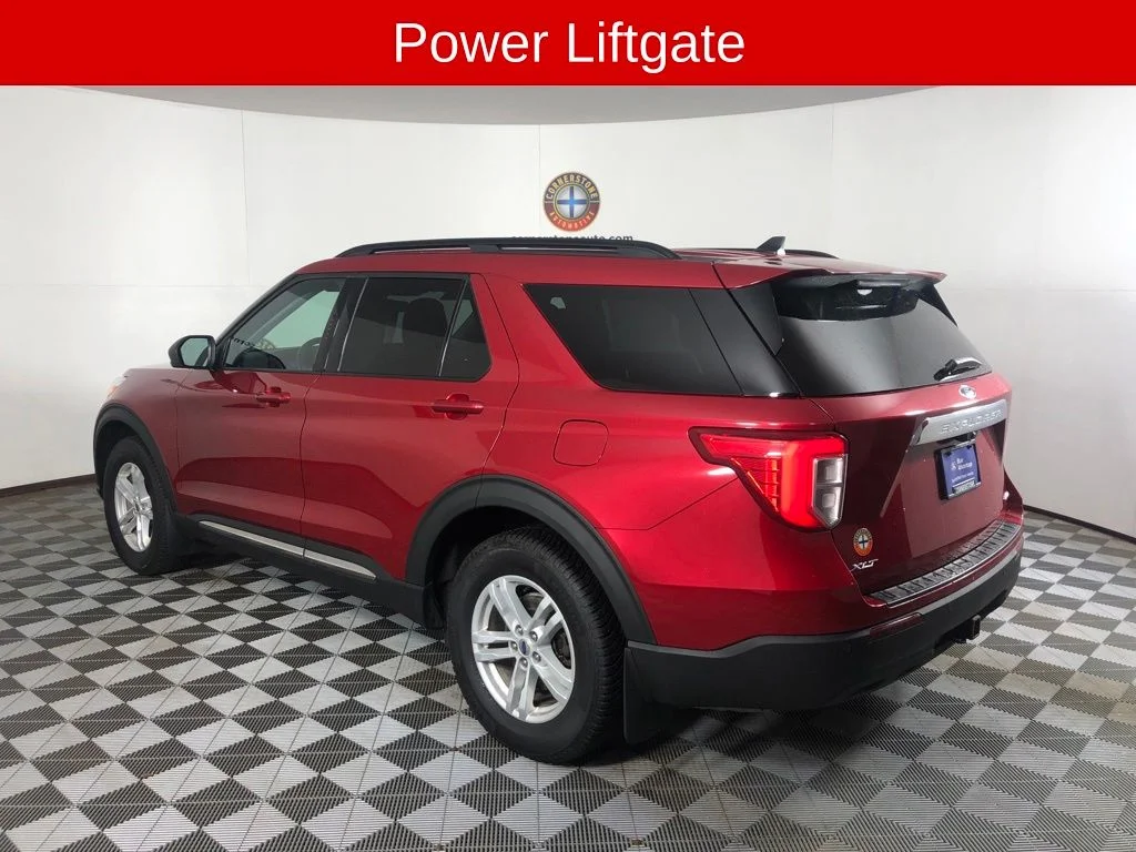 Certified Used 2021 Red Metallic Ford XLT image 18