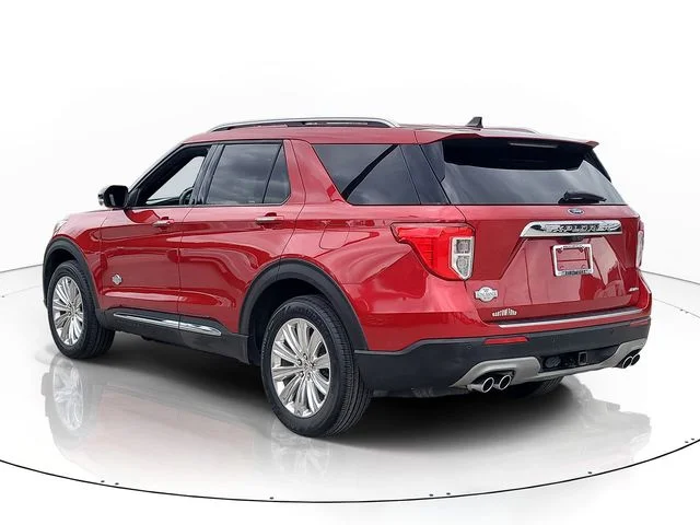Used 2022 Red Ford King Ranch image 7