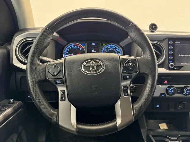 Used 2020 Cement Toyota SR5 image 23
