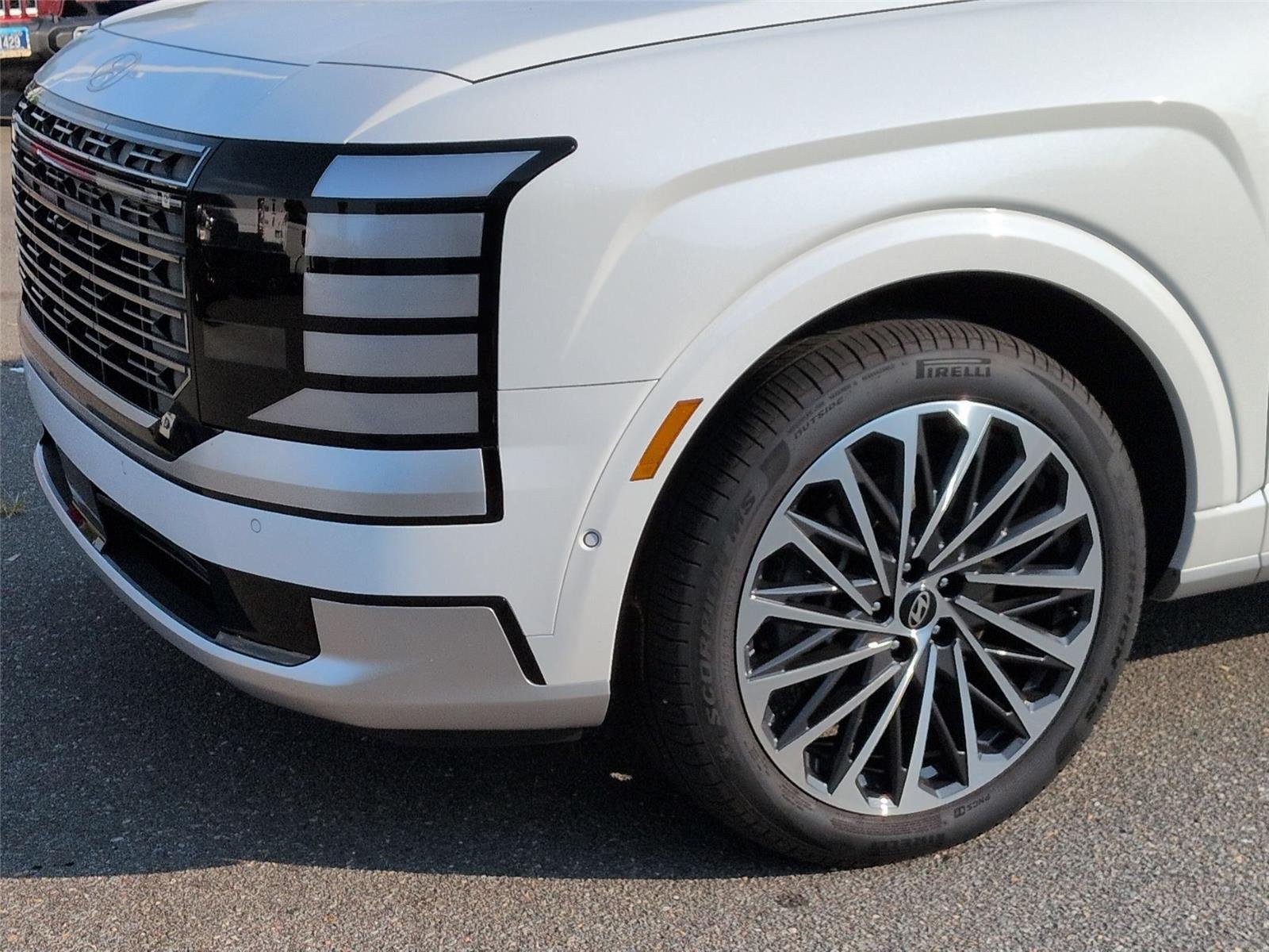 Used 2026 Creamy White Pearl Hyundai Calligraphy image 9