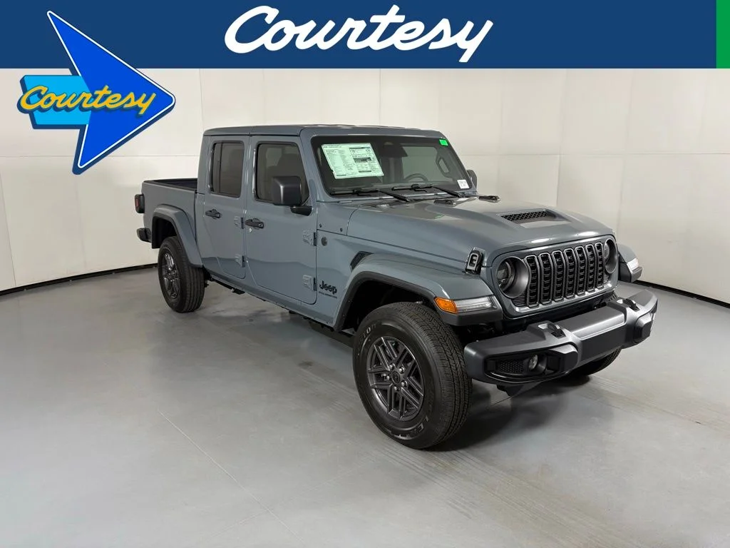 2026 Jeep Gladiator Sport S Auto's photo