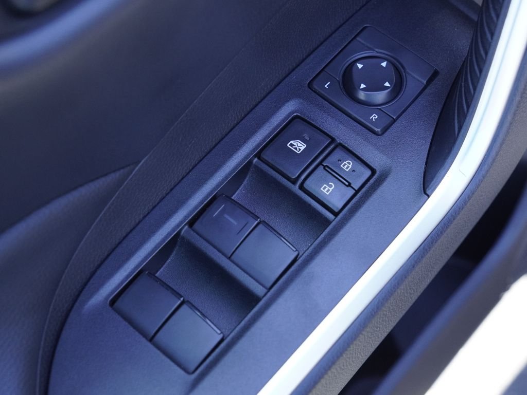 Used 2025 Gray Toyota LE image 8