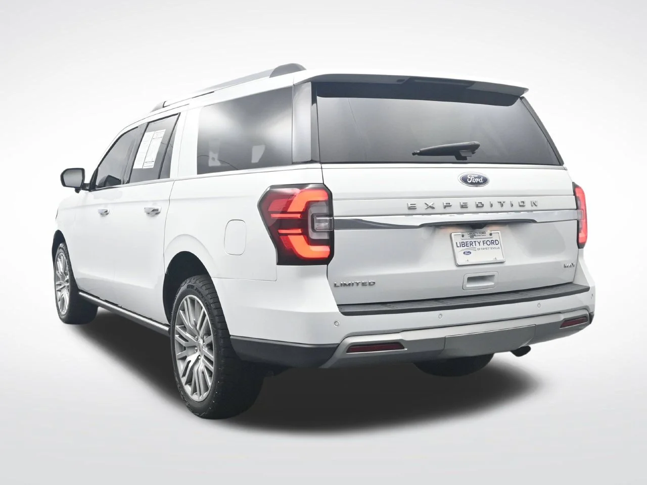 Used 2023 Oxford White Ford Limited image 9