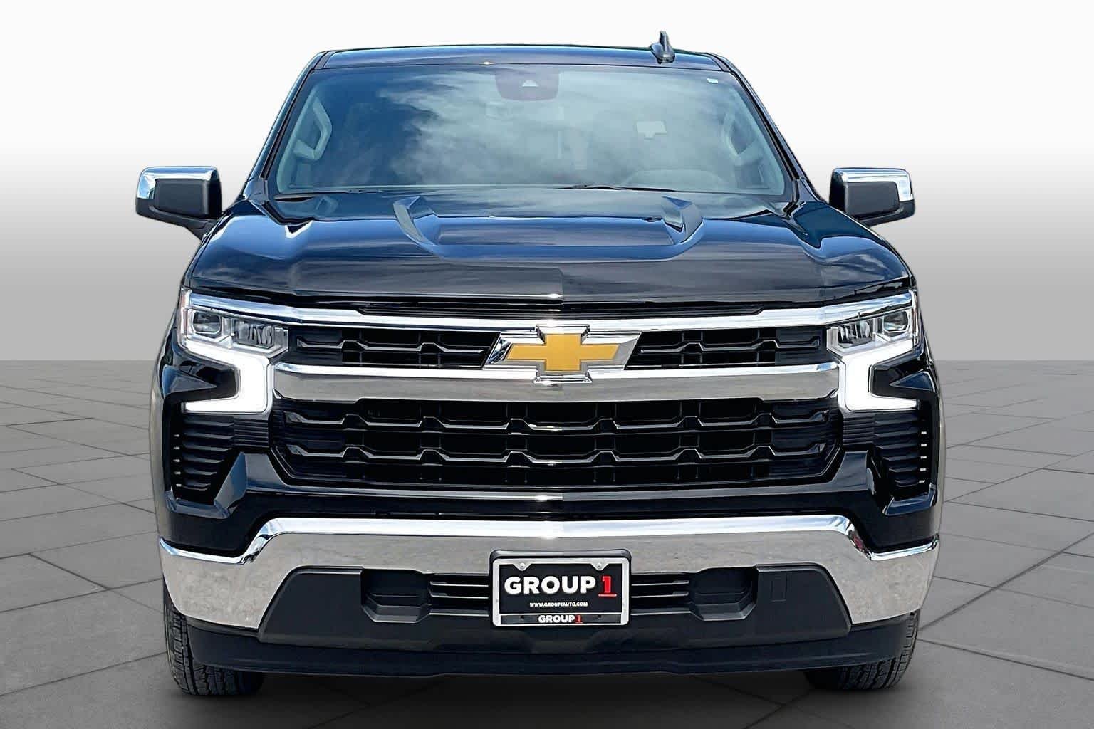 Used 2026 Black Chevrolet LT image 4