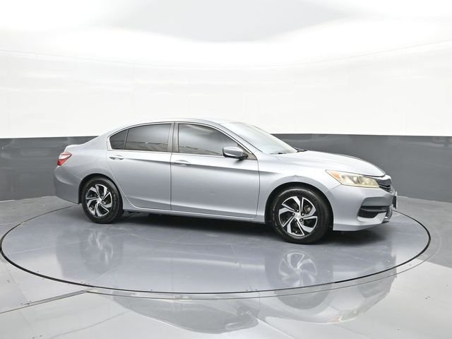 Used 2017 Lunar Silver Metallic Honda LX image 17