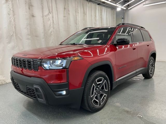 New 2026 Red Hot Pearl-Coat Exterior Paint Jeep Laredo image 4
