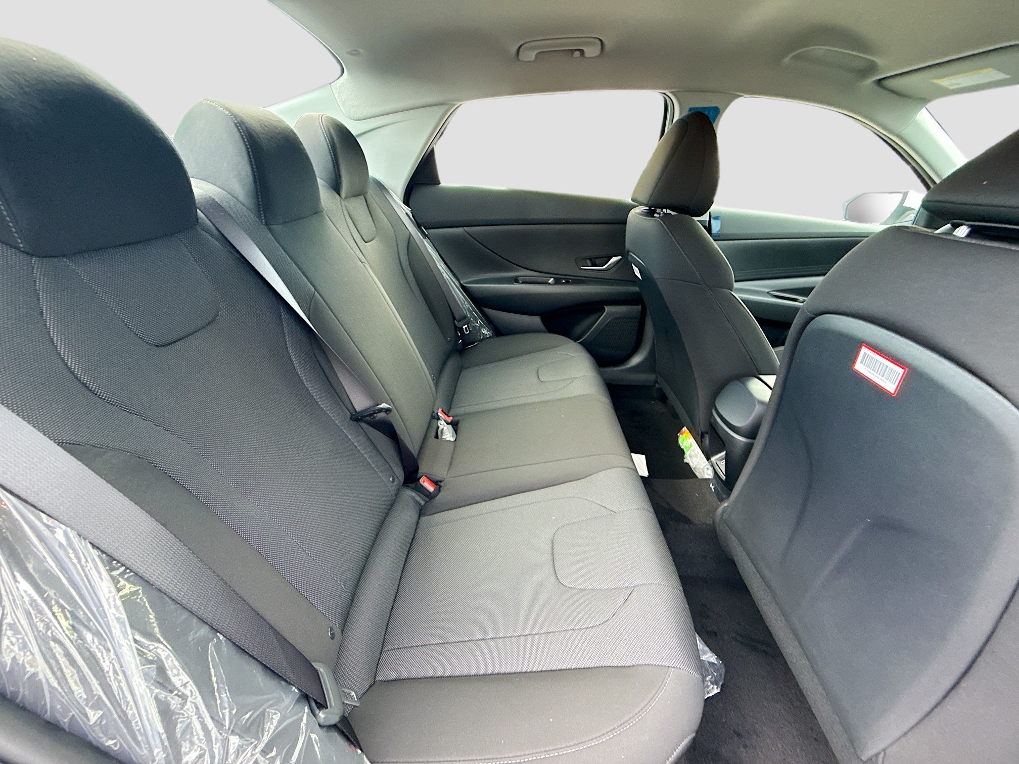 New 2026 Serenity White Hyundai SE image 43