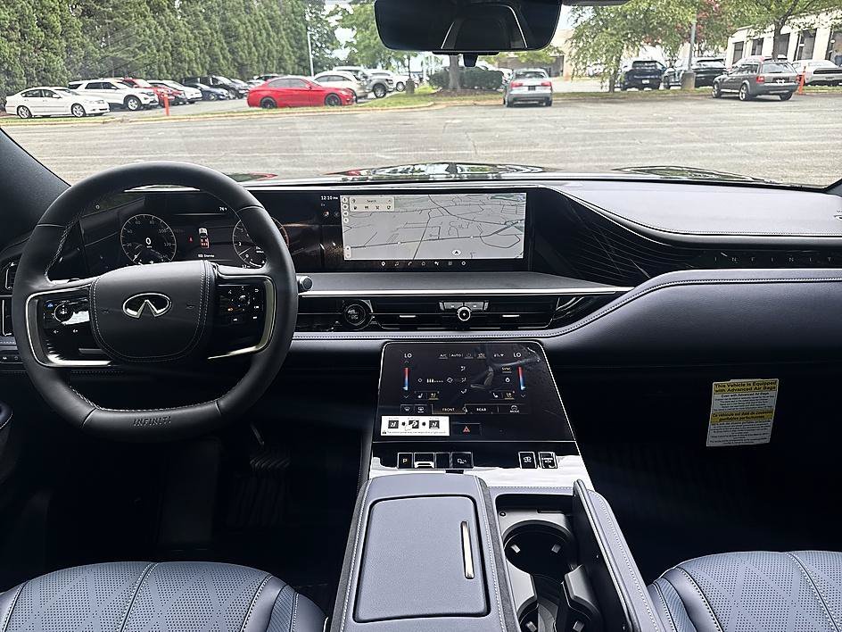 New 2027 Mineral Black INFINITI SPORT image 19