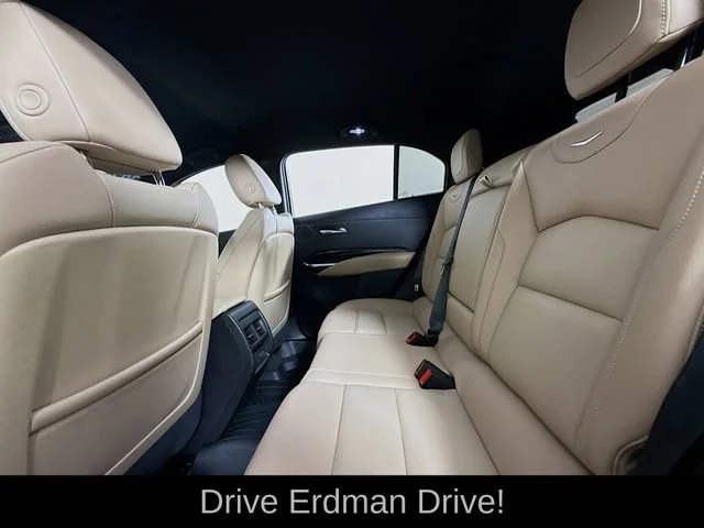 2025 Cadillac XT4 Premium Luxury - Photo 9