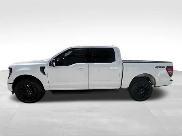 Used 2024 White Ford XLT image 12
