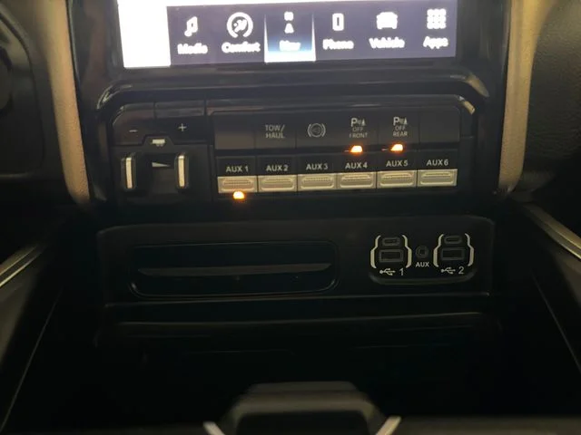 Used 2022 Blue Ram Laramie image 23