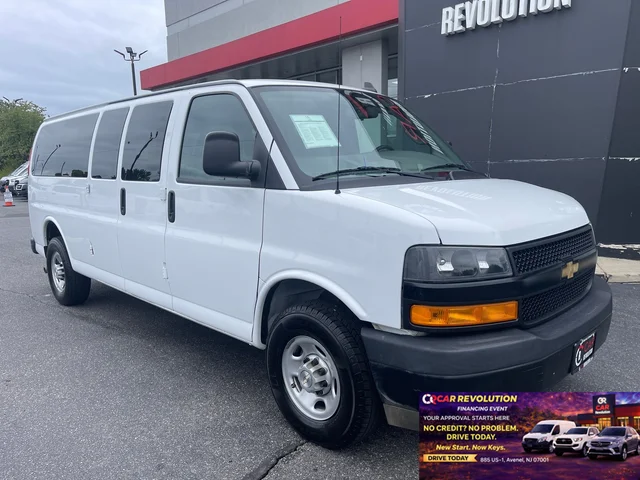 Pre-Owned 2023 Chevrolet Express Passenger LS