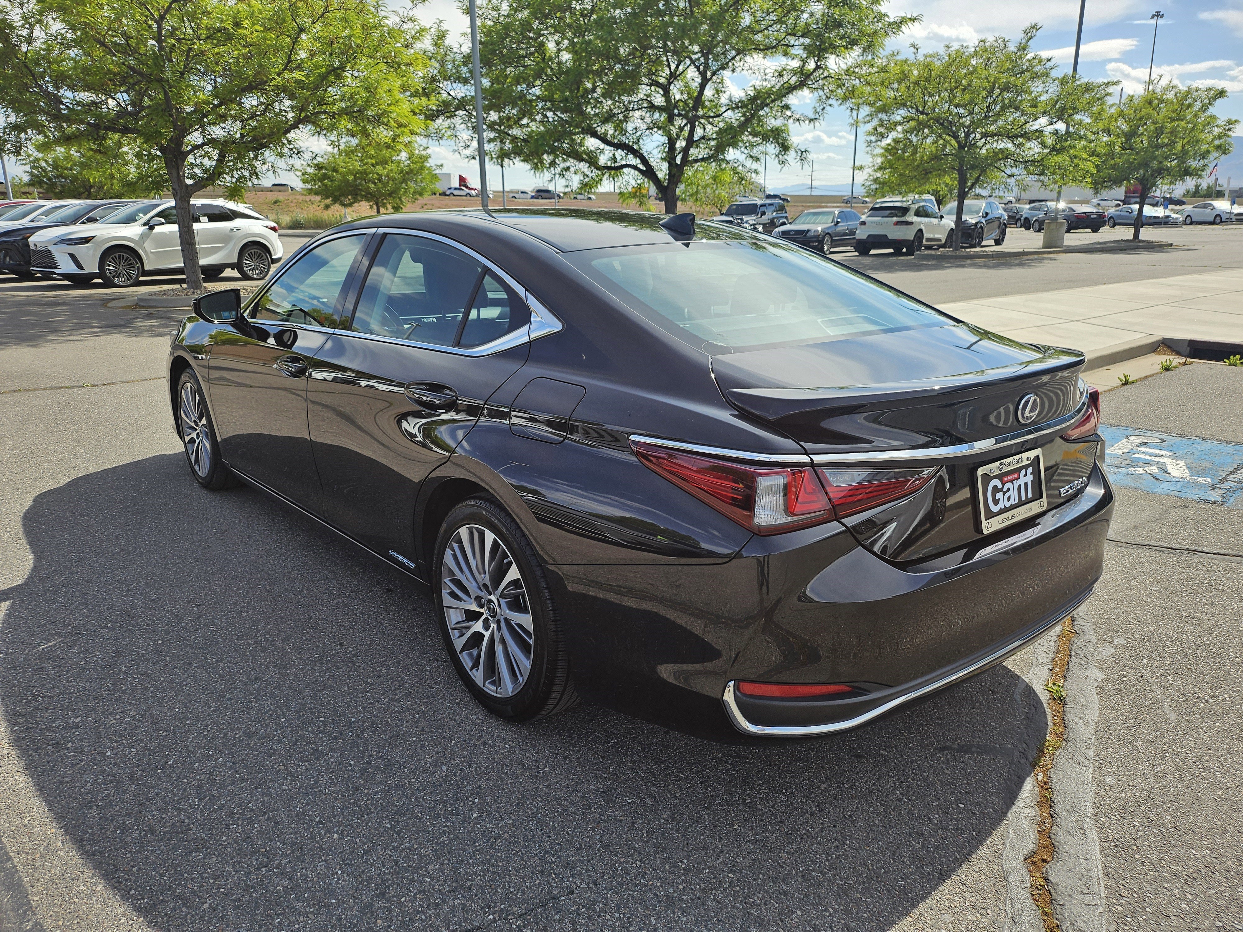 Used 2021 Black Lexus 300h image 8