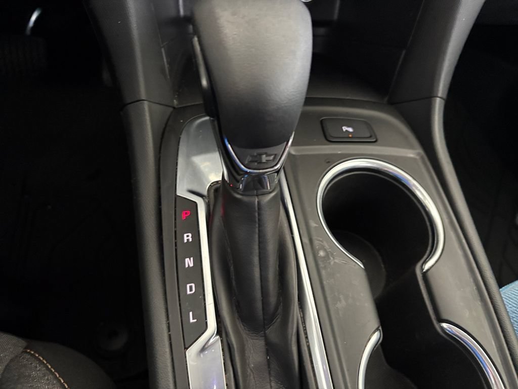 Used 2022 Mosaic Black Metallic Chevrolet LT image 33