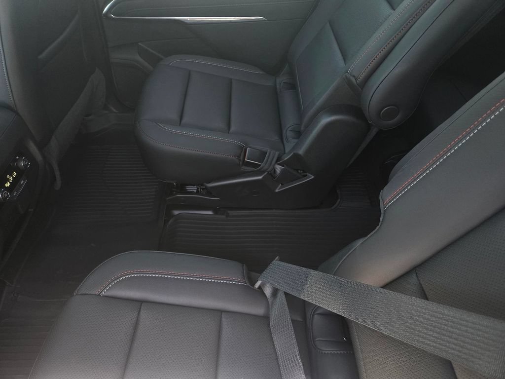 New 2026 Mosaic Black Metallic Chevrolet Z71 image 5